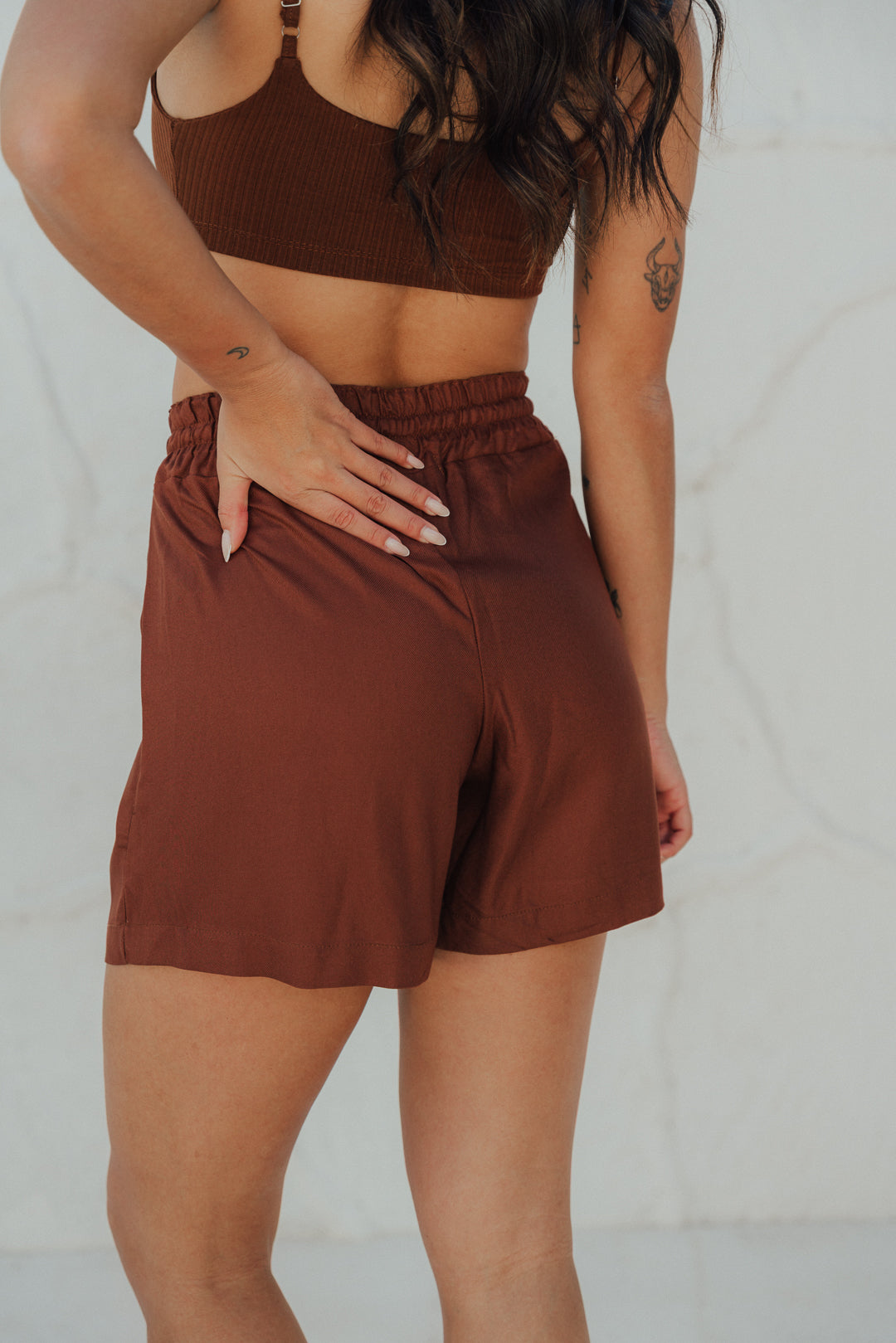 Shorts Laço Café