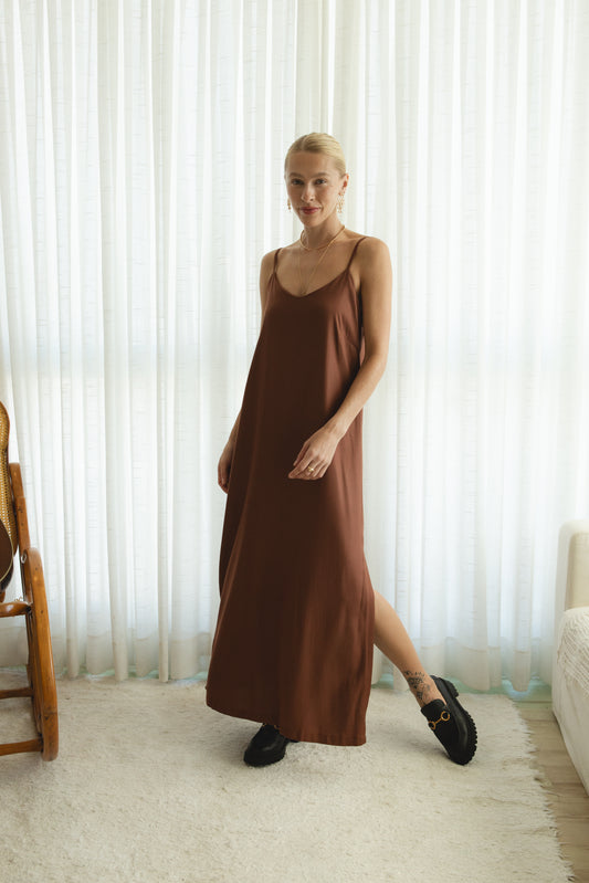 Vestido Longo Fenda Café